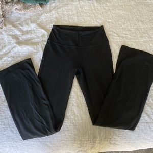 Lululemon nulu flare pants